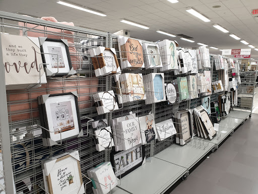 Clothing Store «Burlington Coat Factory», reviews and photos, 14800 Baltimore Ave, Laurel, MD 20707, USA