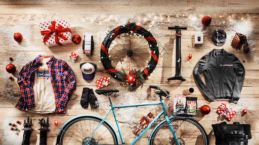 Bicycle Store «Trek Bicycle Store», reviews and photos, 639 Ogden Ave, Downers Grove, IL 60515, USA