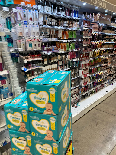 Grocery Store «Kroger», reviews and photos, 5161 Hampsted Village Center Way, New Albany, OH 43054, USA