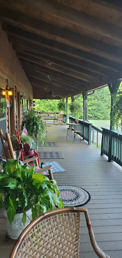 Cabin Rental Agency «Dixieland Cabins», reviews and photos, 1613 Donelson Pkwy, Dover, TN 37058, USA