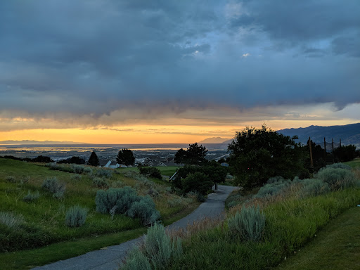 Public Golf Course «Eaglewood Golf Course», reviews and photos, 1110 E Eaglewood Dr, North Salt Lake, UT 84054, USA