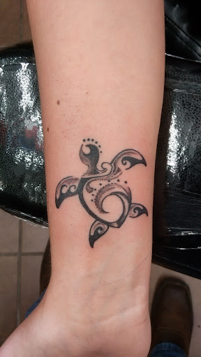 Tattoo Shop «Inkredible Tattoo», reviews and photos, 2301 Padre Blvd, South Padre Island, TX 78597, USA