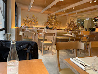 Atmosphère du Restaurant Laurier - Maison Mavrommatis à Paris - n°2