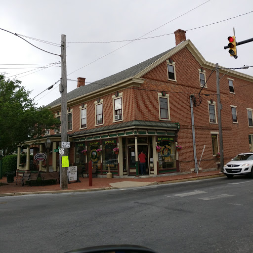 Ice Cream Shop «Strasburg Country Store», reviews and photos, 1 W Main St, Strasburg, PA 17579, USA