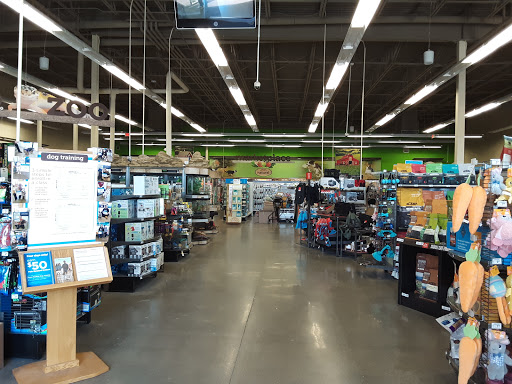 Pet Supply Store «Petco Animal Supplies», reviews and photos, 3430 W State St, Grand Island, NE 68803, USA