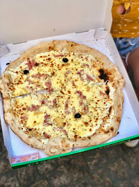 Plats et boissons du Pizzas à emporter La Crise Pizza à Montpellier - n°6