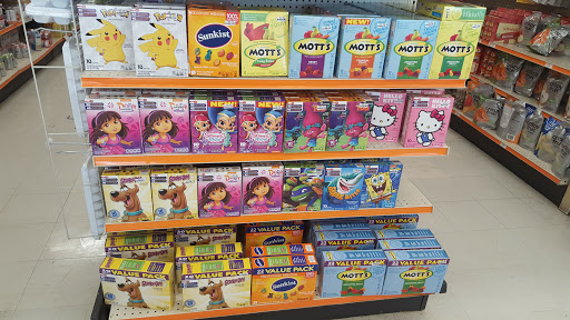 Shopping Mall «140 Village Shopping Center», reviews and photos, 500 Jermor Ln, Westminster, MD 21157, USA