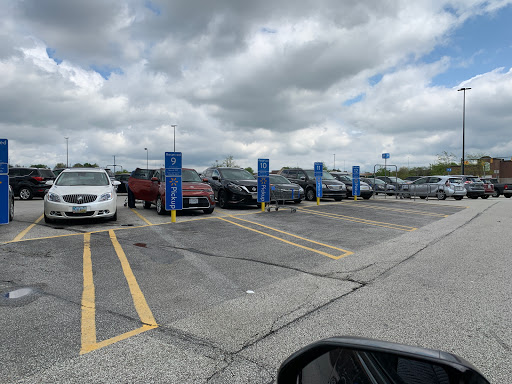 Department Store «Walmart Supercenter», reviews and photos, 8160 Macedonia Commons Blvd, Macedonia, OH 44056, USA