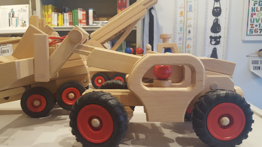 Toy Store «Norman & Jules Toy Shop», reviews and photos, 158 7th Ave, Brooklyn, NY 11215, USA