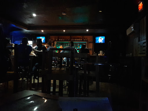 LA CAÑADA Sport Bar