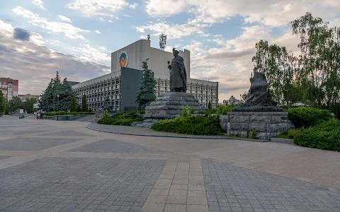 Monument to Bogdan Khmelnitsky image
