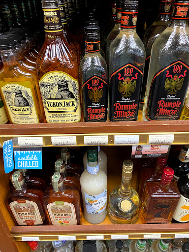 Liquor Store «T Brothers Liquor Lodge», reviews and photos, 417 Plum St SE, Olympia, WA 98506, USA