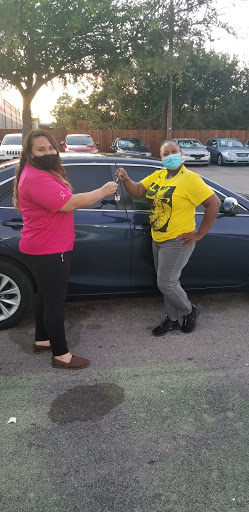 Used Car Dealer «DriveTime Used Cars», reviews and photos, 821 E Division St, Arlington, TX 76011, USA