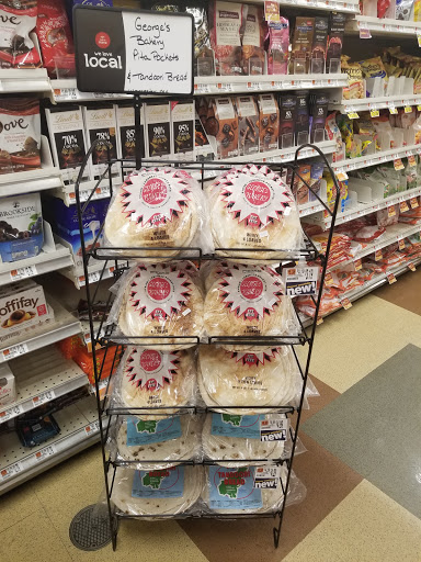 Grocery Store «Hannaford Supermarket», reviews and photos, 333 Massachusetts Ave, Lunenburg, MA 01462, USA