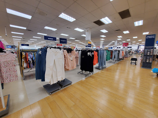 Department Store «Marshalls», reviews and photos, 32 Lyman St, Westborough, MA 01581, USA