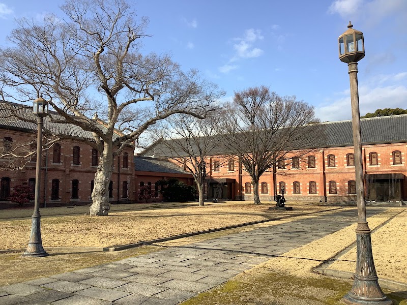 旧陸軍第10師団兵器庫、被服庫・旧姫路市役所