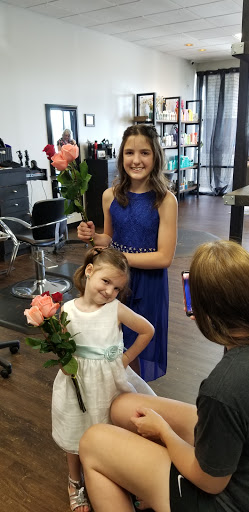 Beauty Salon «The Beehive Salon», reviews and photos, 2805 Old Fort Pkwy E, Murfreesboro, TN 37128, USA