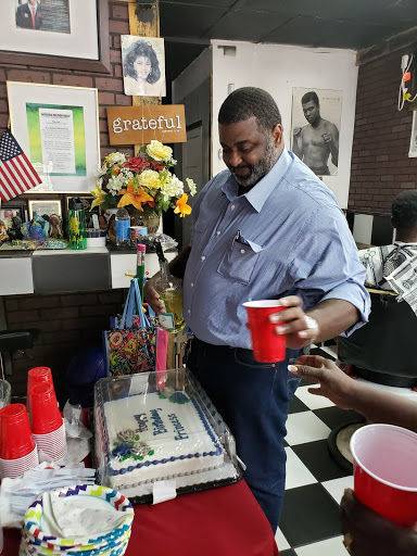 Barber Shop «Hills Barber Shop», reviews and photos, 2339 Elmwood Ave, Columbia, SC 29204, USA