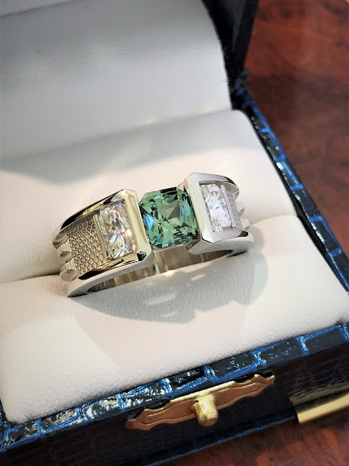 Jeweler «Florida Estate Jewelry», reviews and photos, 14841 N Florida Ave, Tampa, FL 33613, USA