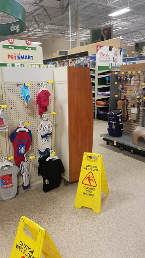 Pet Supply Store «PetSmart», reviews and photos, 730 S Sepulveda Blvd, El Segundo, CA 90245, USA
