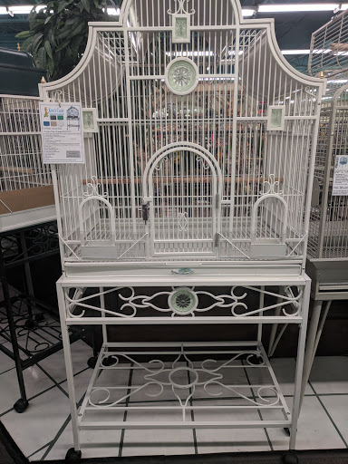 Bird Shop «Varietees Bird Shop», reviews and photos, 60 Meramec Valley Plaza, Valley Park, MO 63088, USA