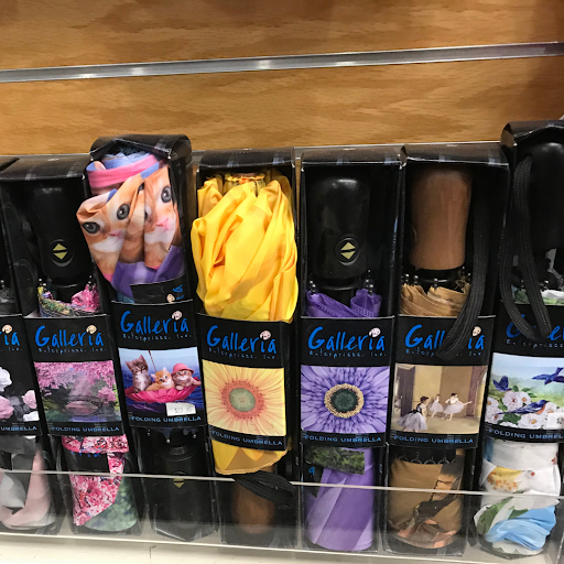 Gift Shop «Quilts Unlimited/ J. Fenton Gifts», reviews and photos, 118 E Main St, Charlottesville, VA 22902, USA