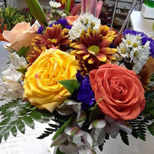 Florist «Fairview Flower Shop», reviews and photos, 1026 Sycamore Dr, Decatur, GA 30030, USA