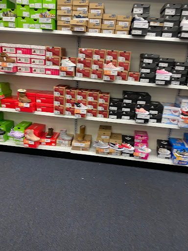 Shoe Store «Rack Room Shoes», reviews and photos, 4101 Roswell Rd #402, Marietta, GA 30062, USA