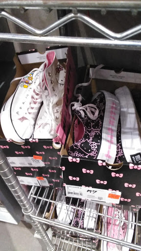 Shoe Store «Converse Factory Store», reviews and photos, 950 Grapevine Ct, Central Valley, NY 10917, USA