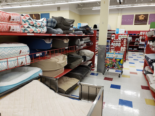 Pet Supply Store «Petco Animal Supplies», reviews and photos, 10383 Reisterstown Rd, Owings Mills, MD 21117, USA