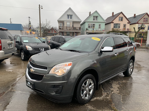 Used Car Dealer «DIAMOND AUTO SALES AND SERVICES 2016», reviews and photos, 1801 W Forest Home Ave, Milwaukee, WI 53204, USA