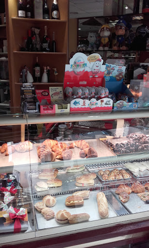 Pastelería Roca en Molins de Rei, Barcelona