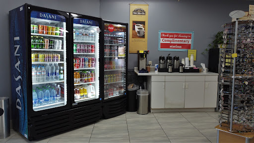 Car Wash «Westlake Village Car Wash», reviews and photos, 30909 Thousand Oaks Blvd, Westlake Village, CA 91362, USA