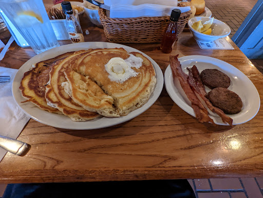 American Restaurant «Cracker Barrel Old Country Store», reviews and photos, 19550 Coastal Hwy, Rehoboth Beach, DE 19971, USA