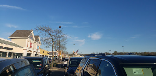 Clothing Store «Nike Factory Store», reviews and photos, 1520 Tanger Mall Dr #1520, Riverhead, NY 11901, USA