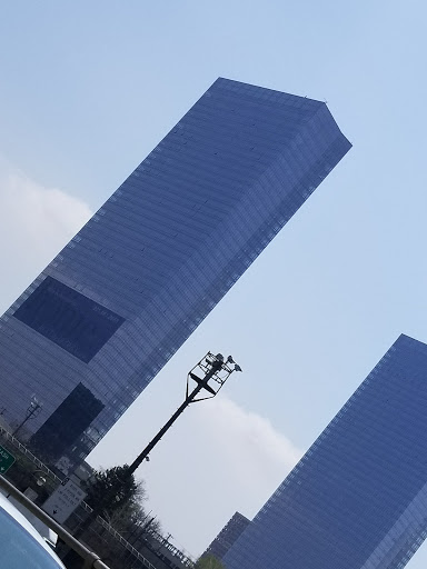 Shopping Mall «Washington Bridge Plaza», reviews and photos, 2151 Lemoine Ave, Fort Lee, NJ 07024, USA