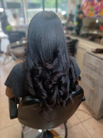 Oneida Beauty Salon - Photo 2 - Car repair in Brooklyn, NY, Brooklyn