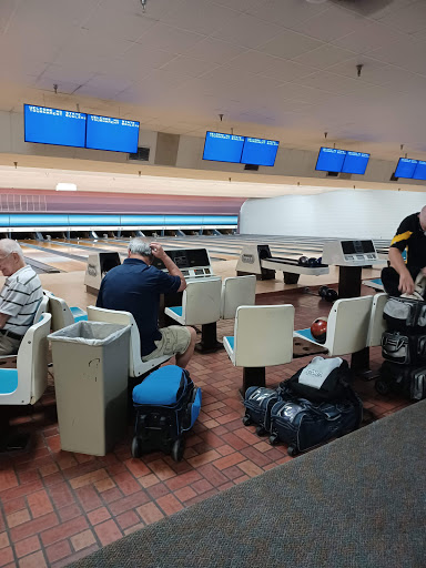 Bowling Alley «Village Lanes», reviews and photos, 330 N Hardee St, Durham, NC 27703, USA