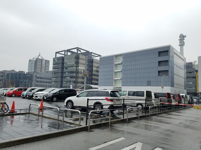 平和書店 Tsutaya 京都リサーチパーク店 京都府京都市下京区中堂寺粟田町 書店 書店 グルコミ