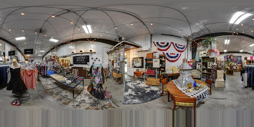 Non-Profit Organization «Drop Inn Resale Store Iowa City», reviews and photos, 1650 Sycamore St, Iowa City, IA 52240, USA