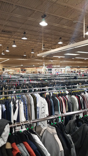 Clothing Store «Burlington Coat Factory», reviews and photos, 31940 Gratiot Ave, Roseville, MI 48066, USA