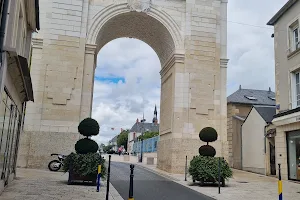 Porte de Paris image
