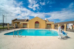 Aransas Bay Inn & Suites Corpus Christi by OYO image