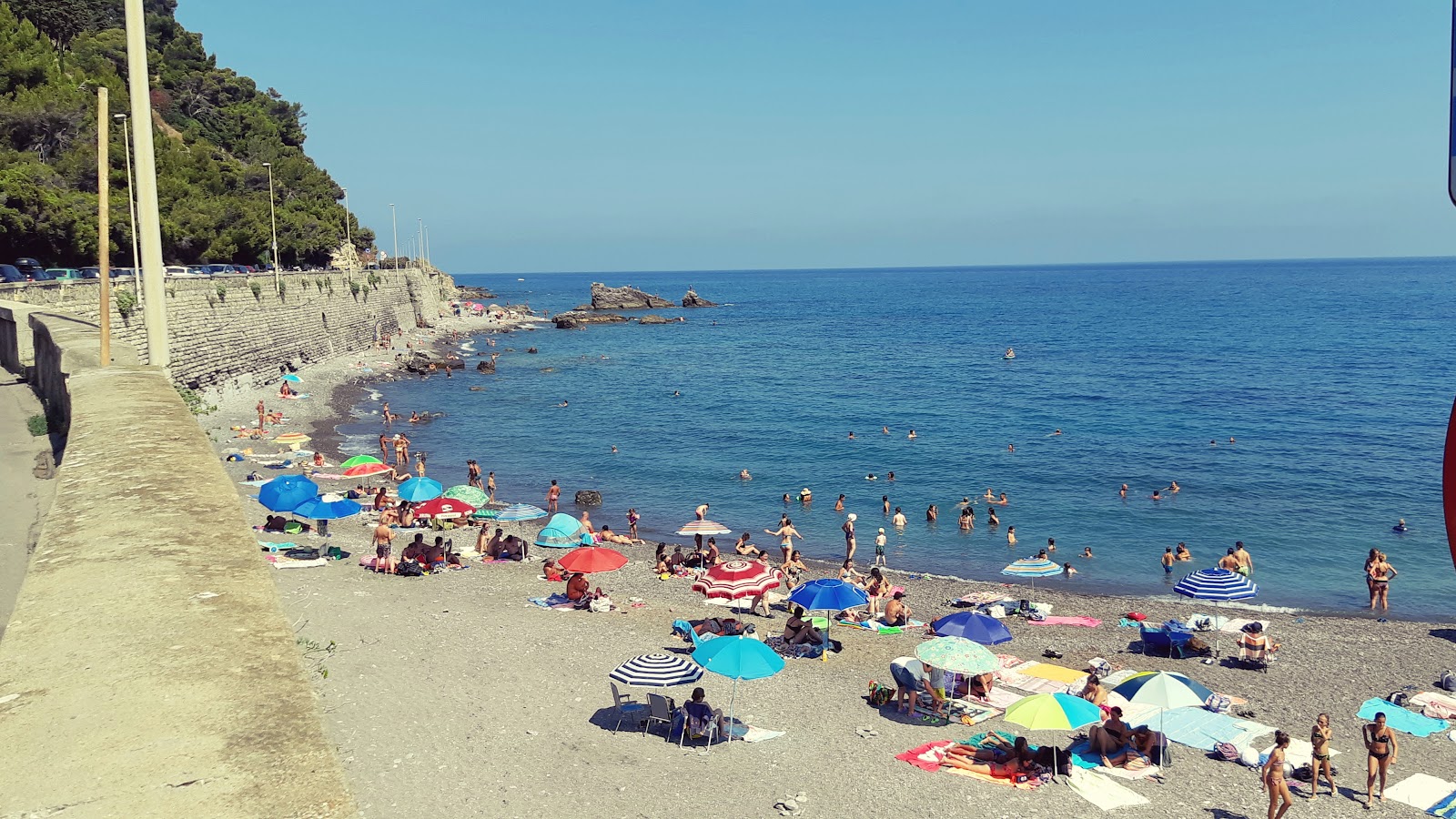 Fotografie cu Spiaggia Galeazza cu o suprafață de pietricel cenușiu