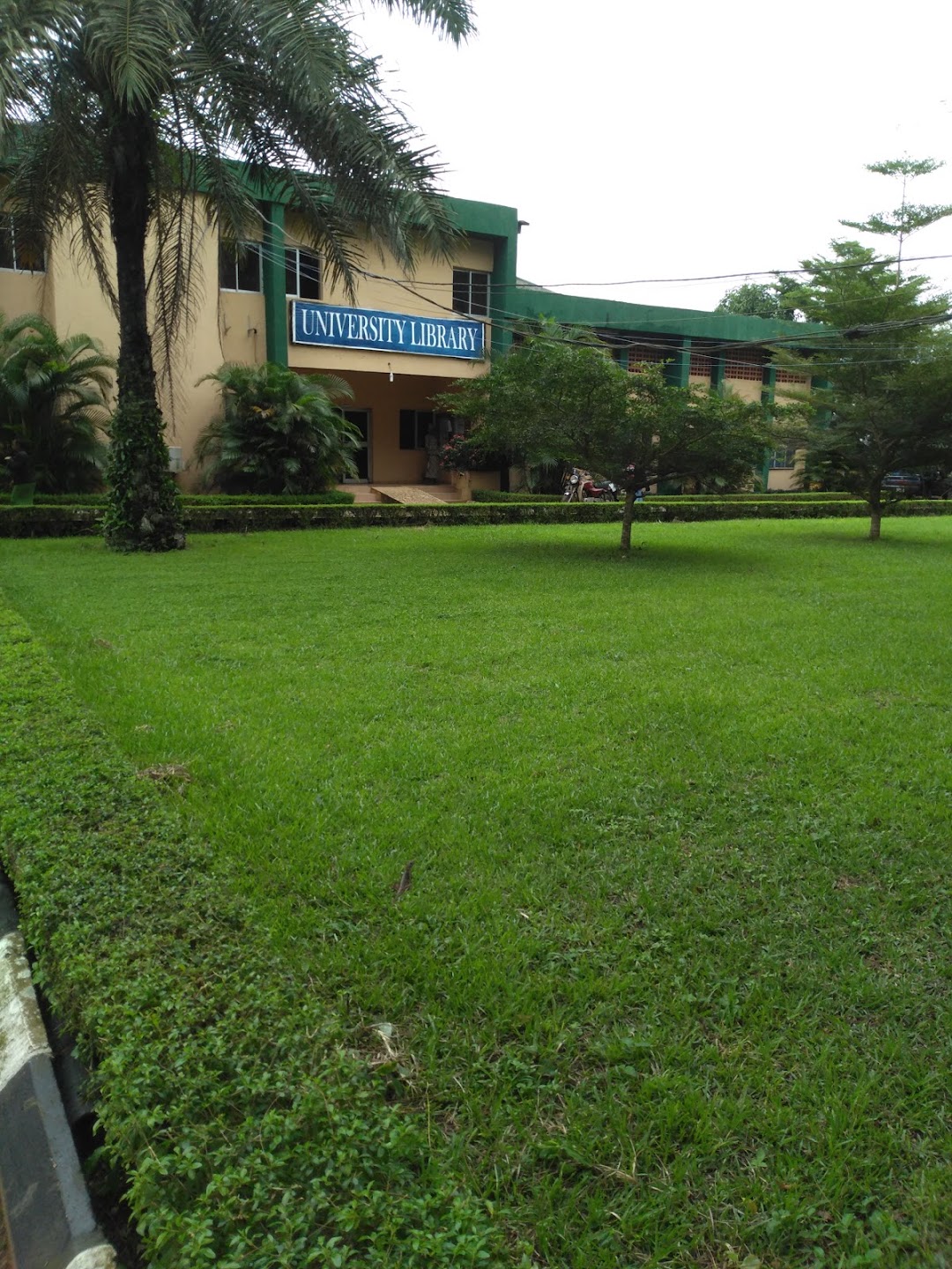 Crawford University Library