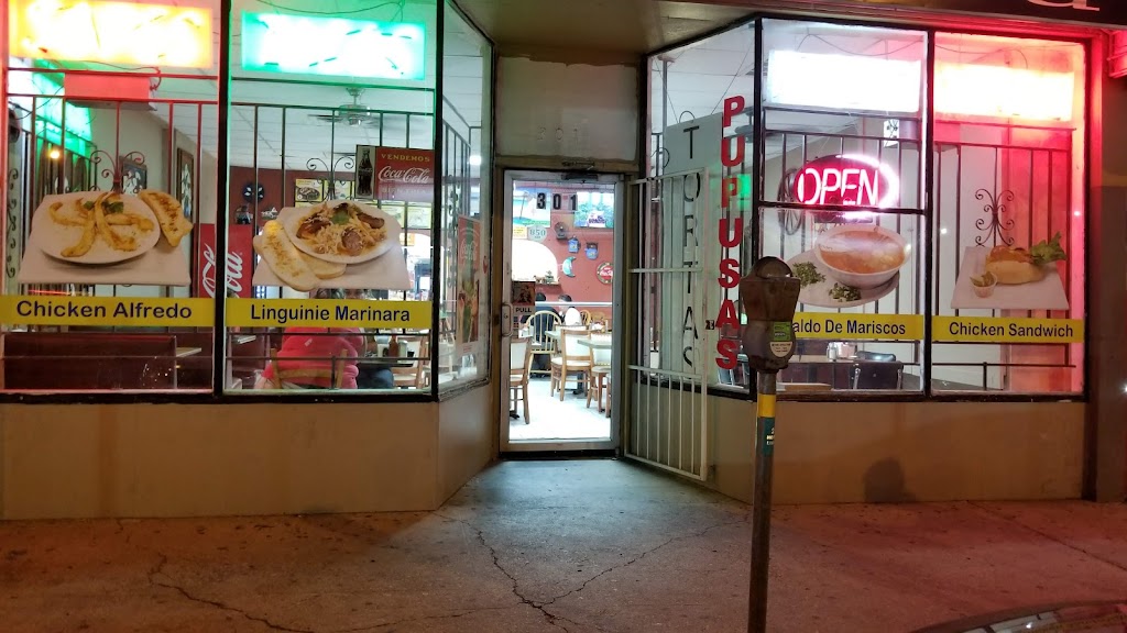 Antojitos Lupita 75203