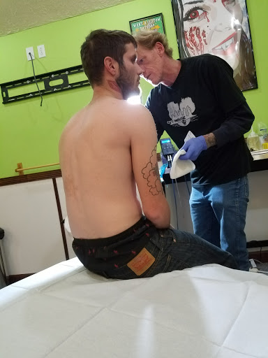 Body Piercing Shop «Blue Horse Shoe Tattoo and Piercing», reviews and photos, 3513 Virginia Beach Blvd, Virginia Beach, VA 23452, USA