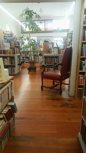 Used Book Store «Winston Smith Books», reviews and photos, 933 Lincoln Way, Auburn, CA 95603, USA