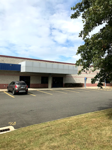 Post Office «US Post Office», reviews and photos, 40 Forest Pkwy, Shelton, CT 06484, USA