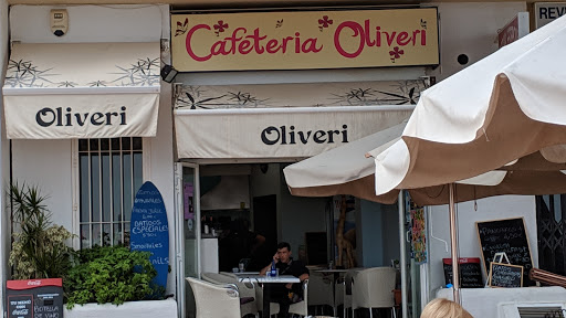 Cafeteria Oliveri - P.º Marítimo Pedro Manrique, 23, 29680 Estepona, Málaga